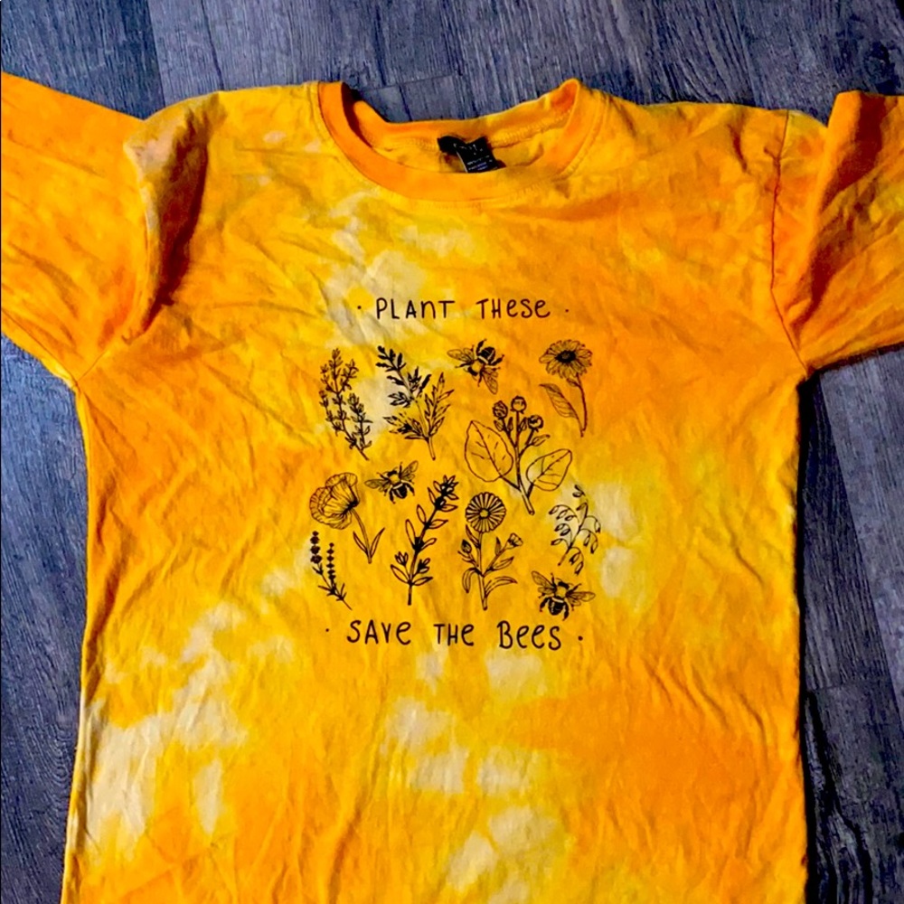 Tee - Picture 2 of 2